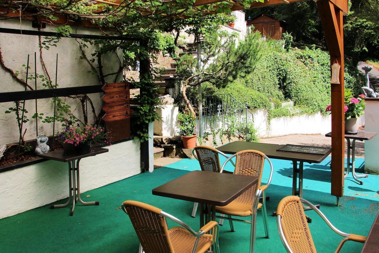 Aparthotel Haus Teufenbach Bad Neuenahr-Ahrweiler Exterior foto